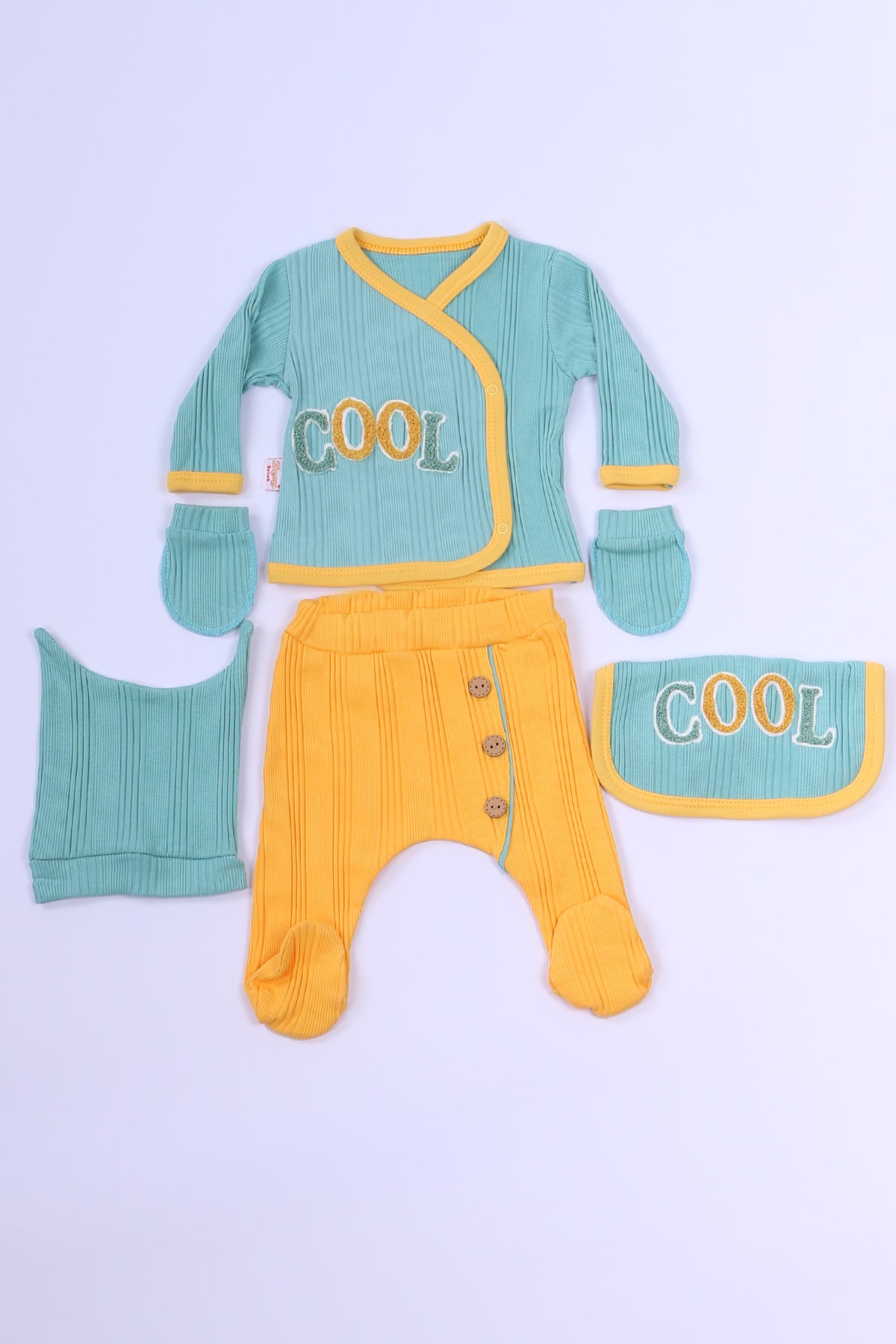 BEBEK 5`Lİ SET TAKIM BASKILI ŞAPKA ELDİVEN ÖNLÜKLÜ B73 HCM00157