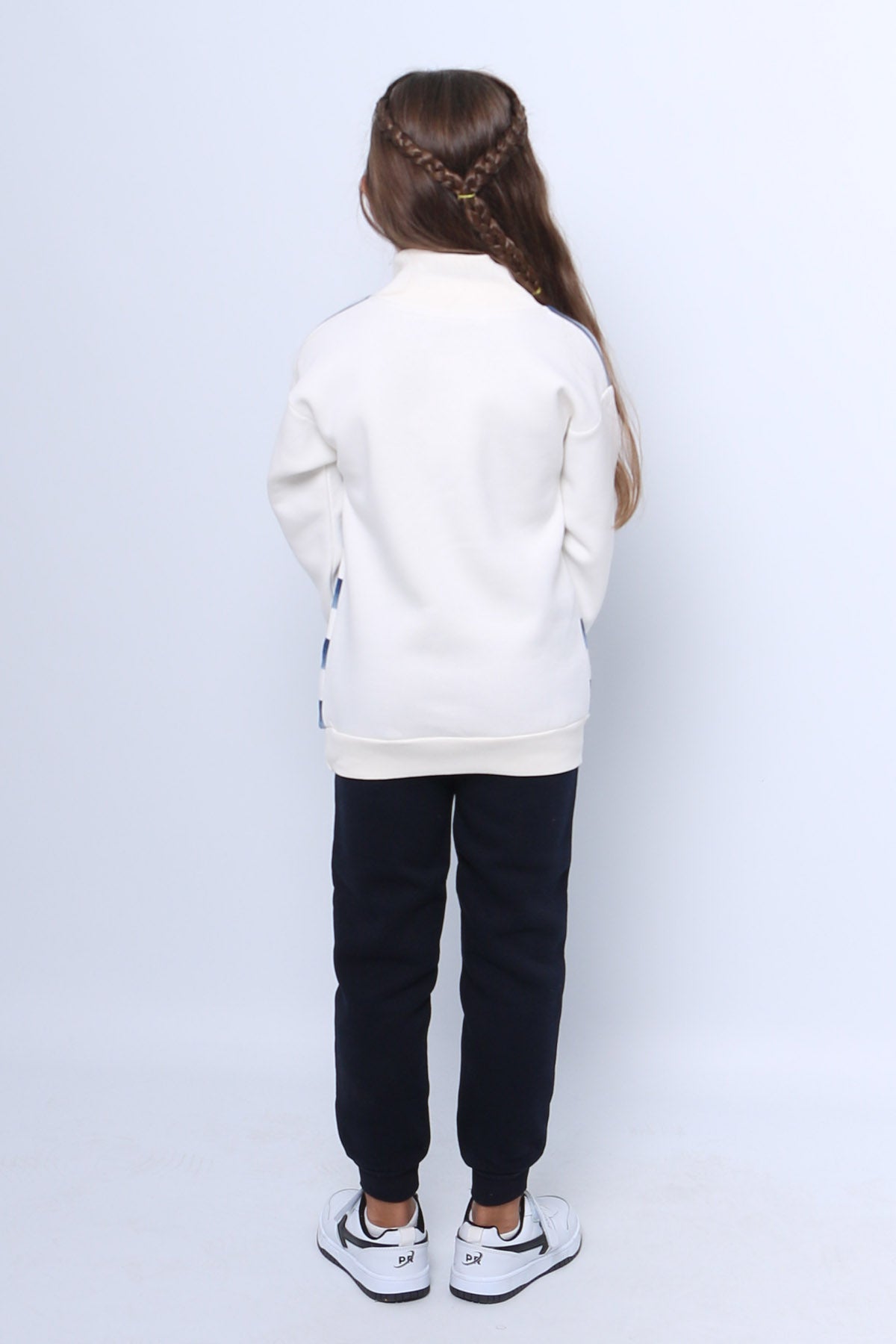 KIZ ÇOCUK 3 İPLİK EŞOFMAN TAKIMI TAŞ NAKIŞLI BASKILI BAĞCIKLI D28