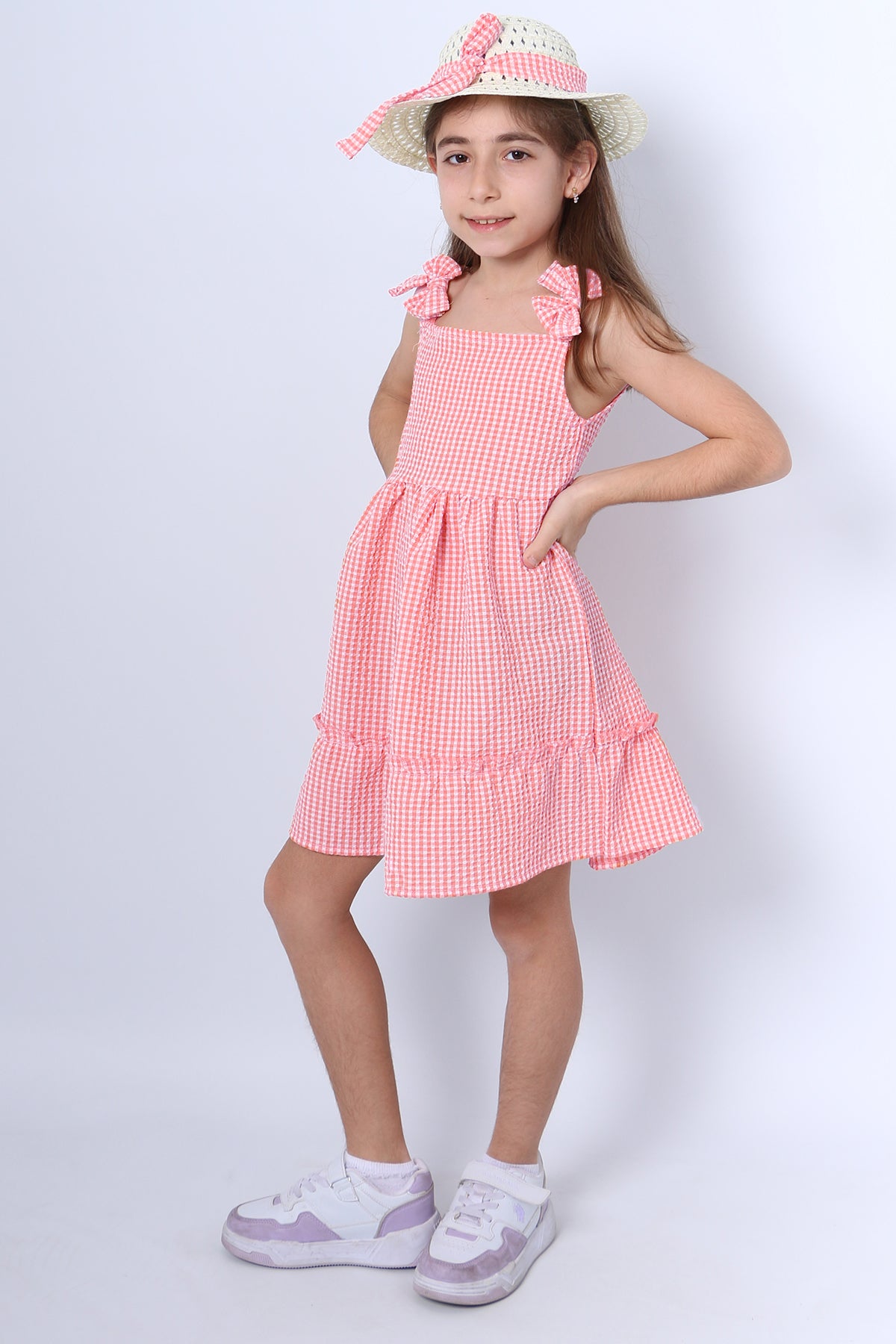 KIZ ÇOCUK ŞAPKALI ELBİSE KARELİ FİYONKLU B33